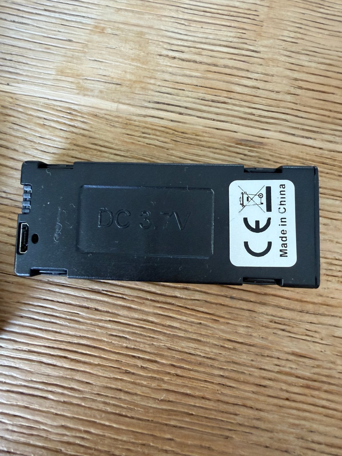 Li-ion Polyner E88 Drone batterij - oplaadbaar, 4 stuks, Computers en Software, Accu's en Batterijen, Gebruikt, Ophalen of Verzenden