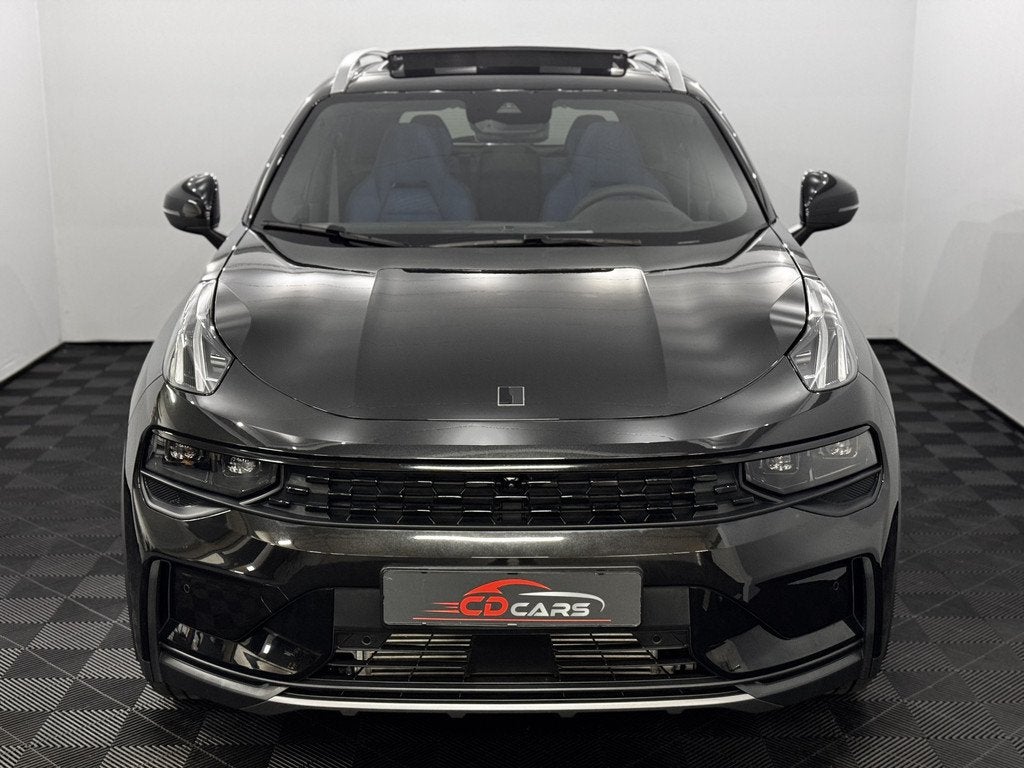 Lynk & Co 01 1.5 Black Edition Panoramadak, 360 Camera, Navi, Stof, Zwart, Bedrijf, 1854 kg