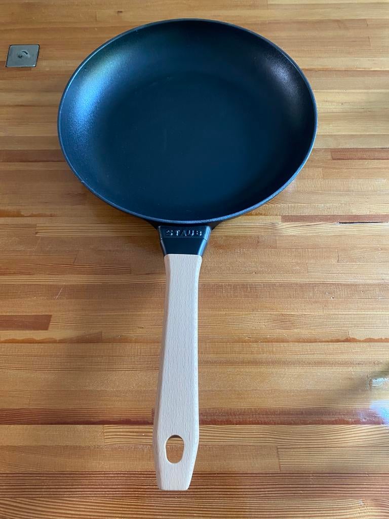 Staub pan, Ophalen, Nieuw, Gietijzer, Koekenpan of Braadpan