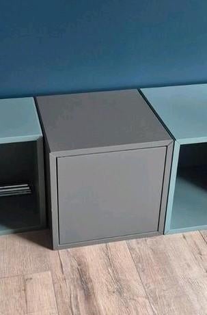 Eket Ikea kastje grijs, Ophalen, Met deur(en), Zo goed als nieuw, Minder dan 100 cm