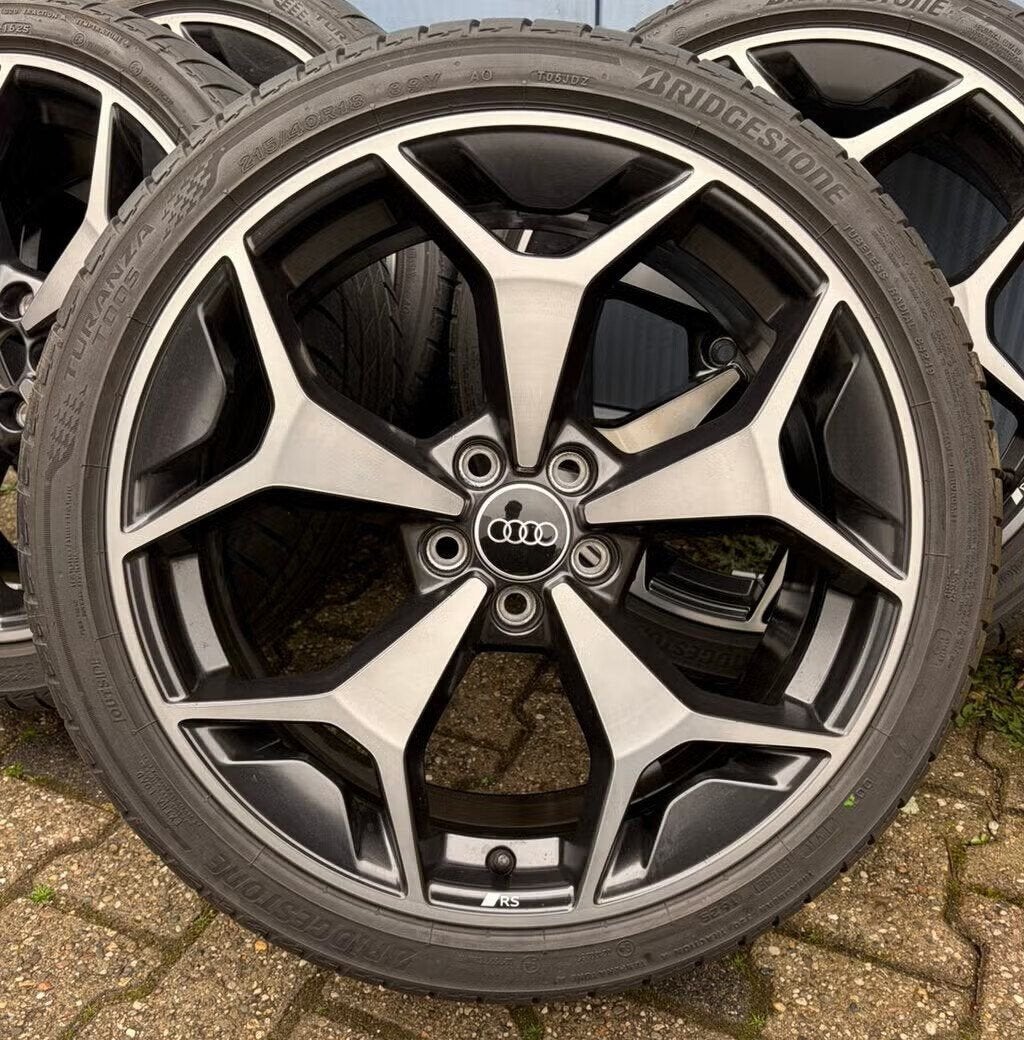 ZGAN 18” Originele Audi A1 S1 Velgen + Zomerbanden, 18 inch, 215 mm, -, -
