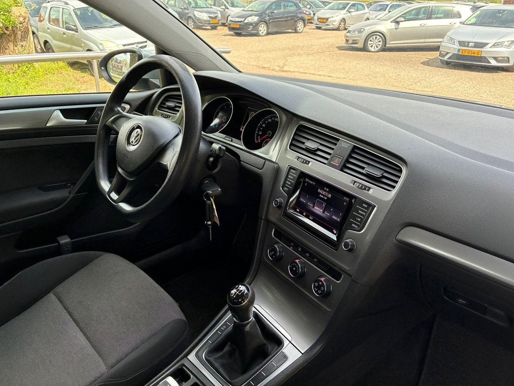 Volkswagen Golf 1.2 TSI Trendline | Airco + Navi nu € 8.97, Voorwielaandrijving, Euro 5, 4 cilinders, 610 kg