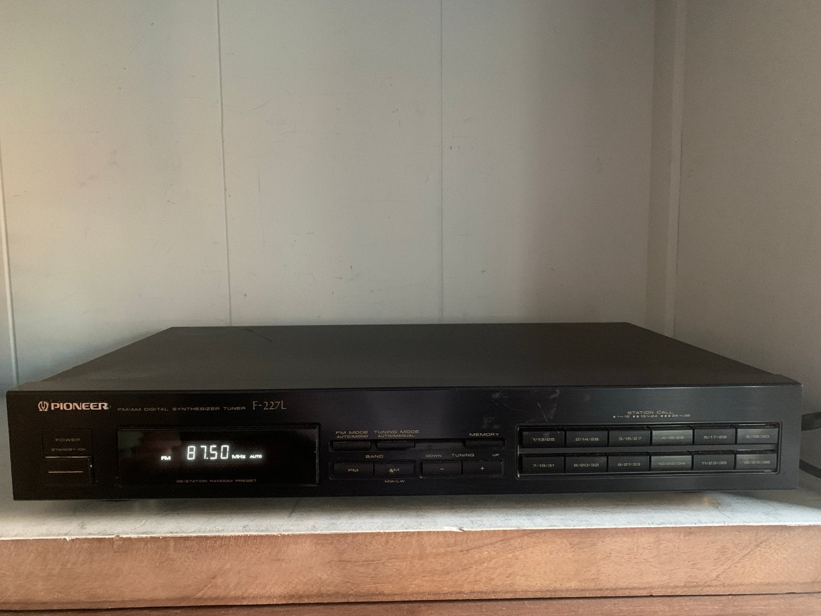 Pioneer F-227L FM/AM Digitale Synthesizer Tuner, Ophalen of Verzenden, Gebruikt, Analoog