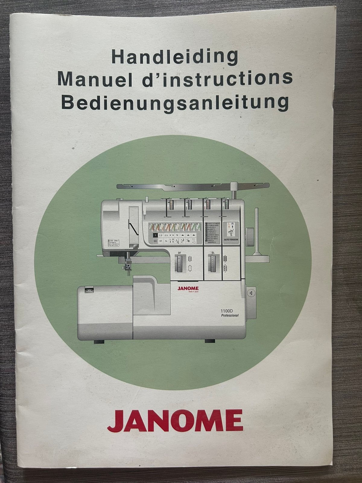 Janome lockmachine, Ophalen, Zo goed als nieuw, Lockmachine, Industrieel