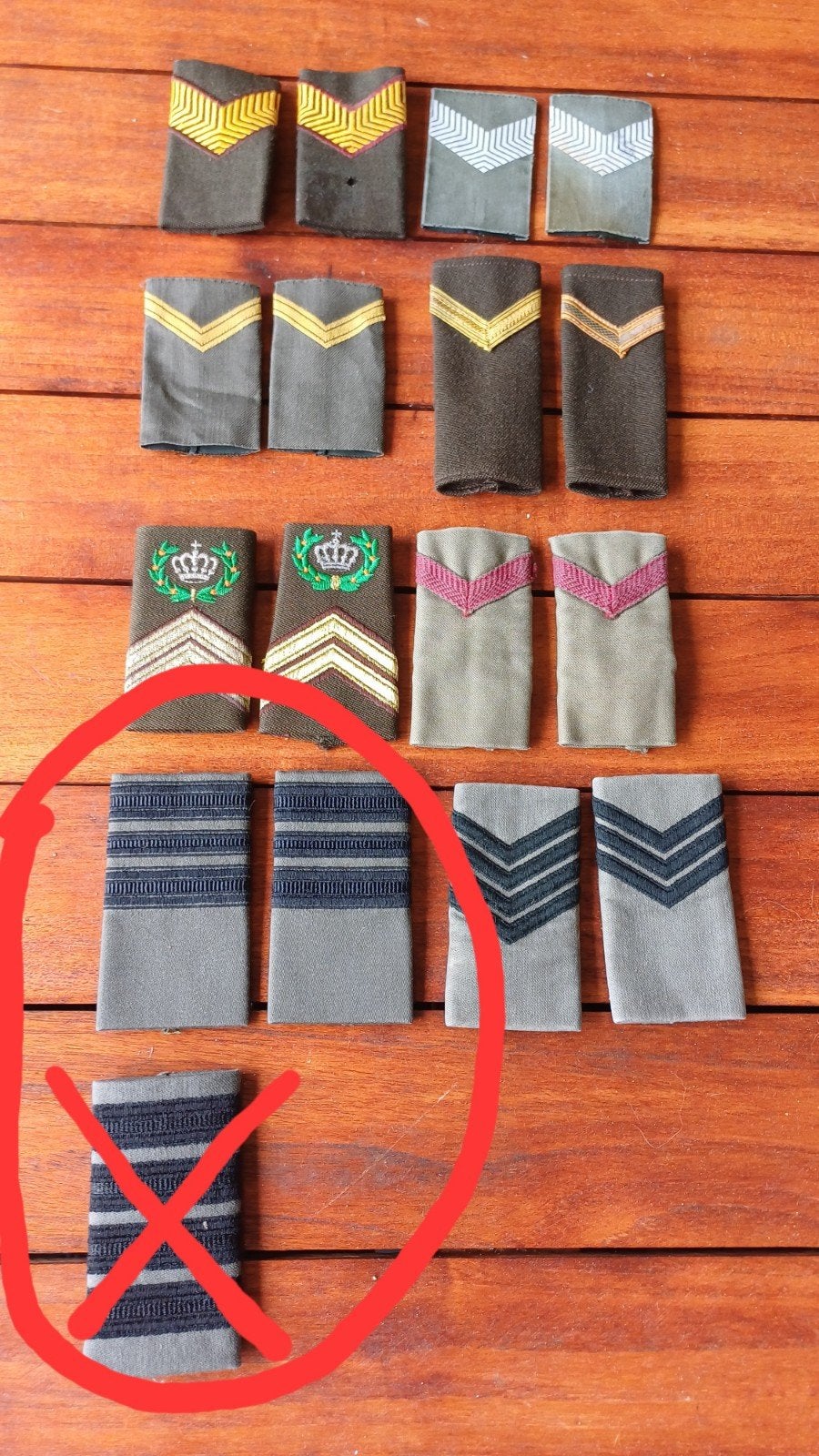 LEGER- EMBLEMEN/ BADGES/ SPELDJES., Verzamelen, Ophalen of Verzenden, Landmacht, Nederland, Embleem of Badge