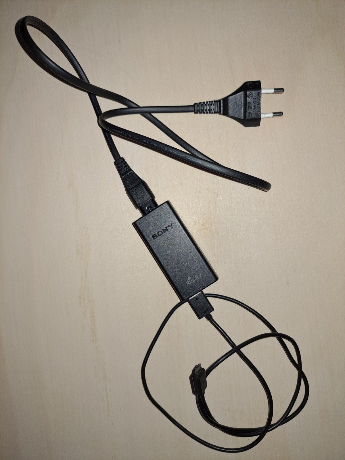 Sony Reader Touch PRS-T1/T2 AC Adapter. Nu € 25, Computers en Software, E-readers, Ophalen of Verzenden