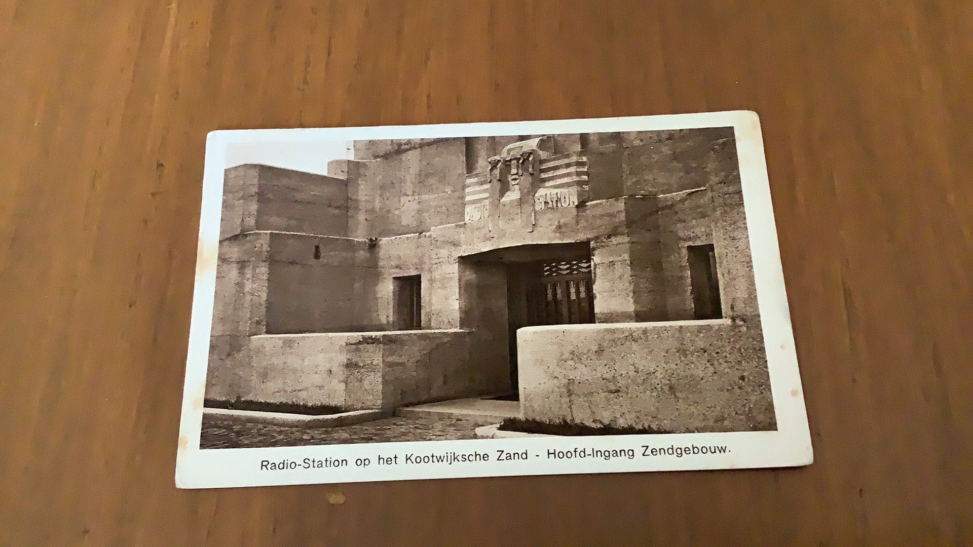 Radio Kootwijk.    Hoofd-Ingang Zendgebouw, Verzamelen, Ophalen of Verzenden, 1940 tot 1960, Ongelopen, Gelderland