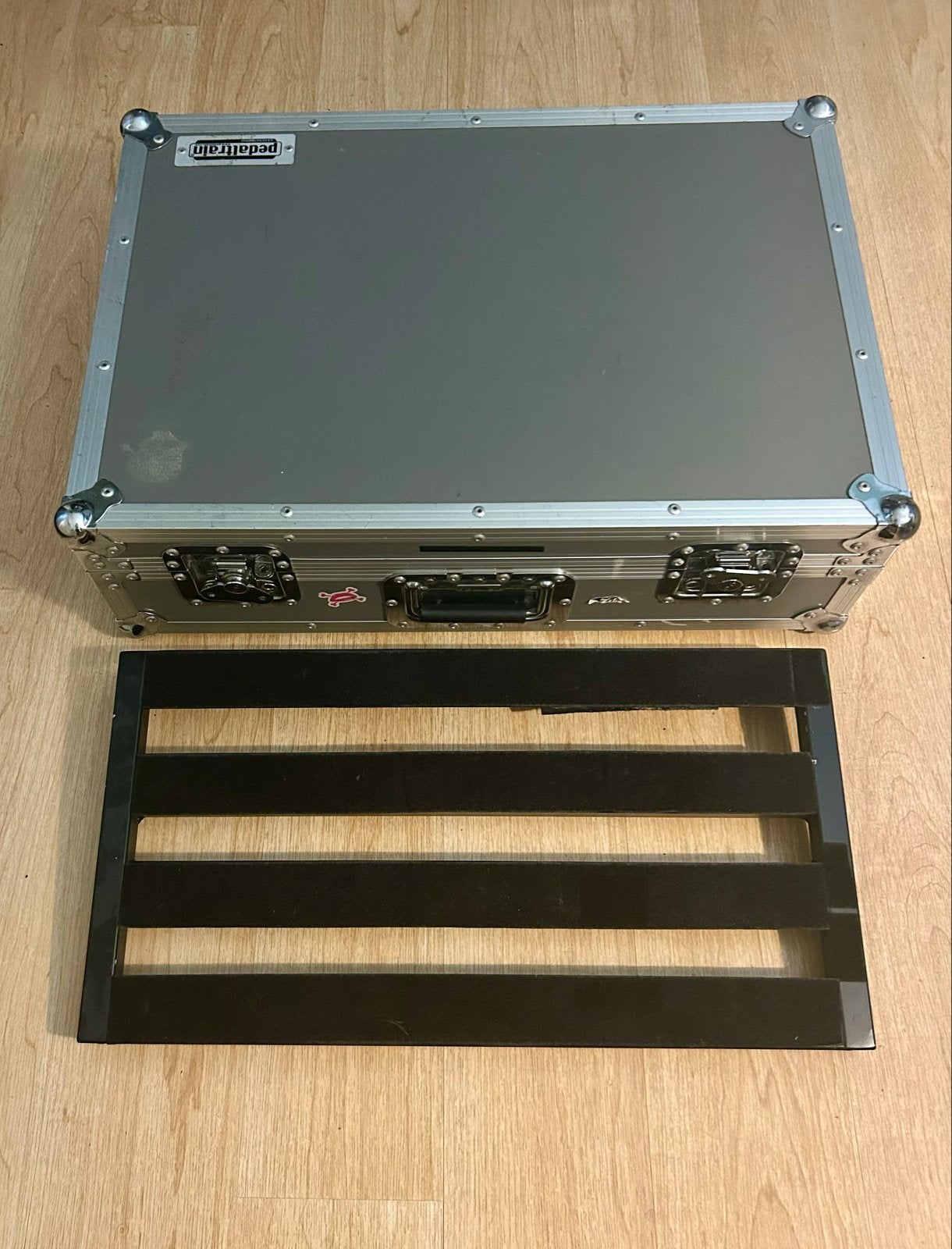 Pedaltrain Flightcase met Pedalboard, Ophalen, Zo goed als nieuw, Overige instrumenten, Flightcase