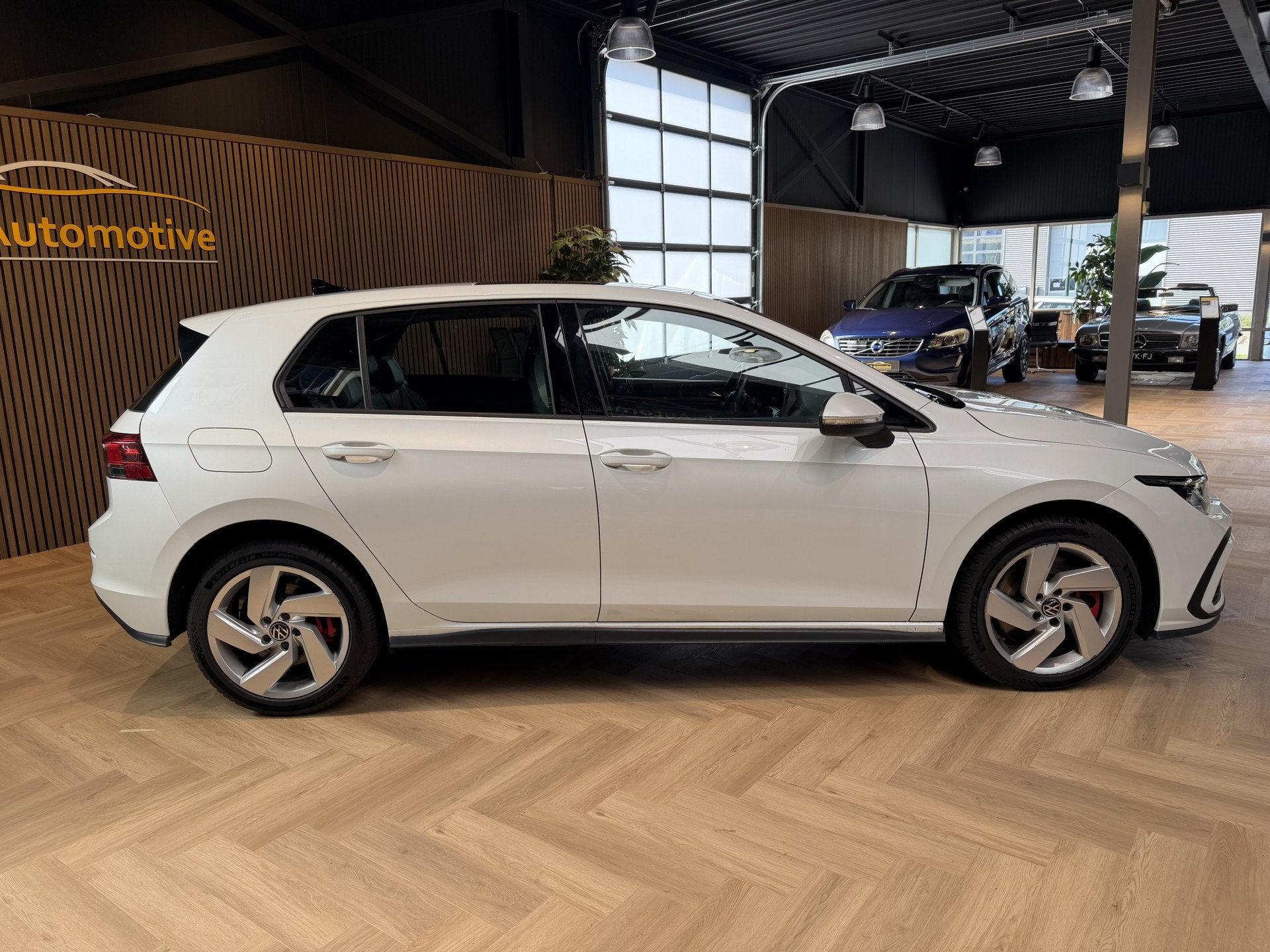 Volkswagen Golf 1.4 eHybrid GTE PANORAMADAK | SPECIALE BEKLE, Auto's, Gebruikt, 4 cilinders, Met garantie (alle), Wit