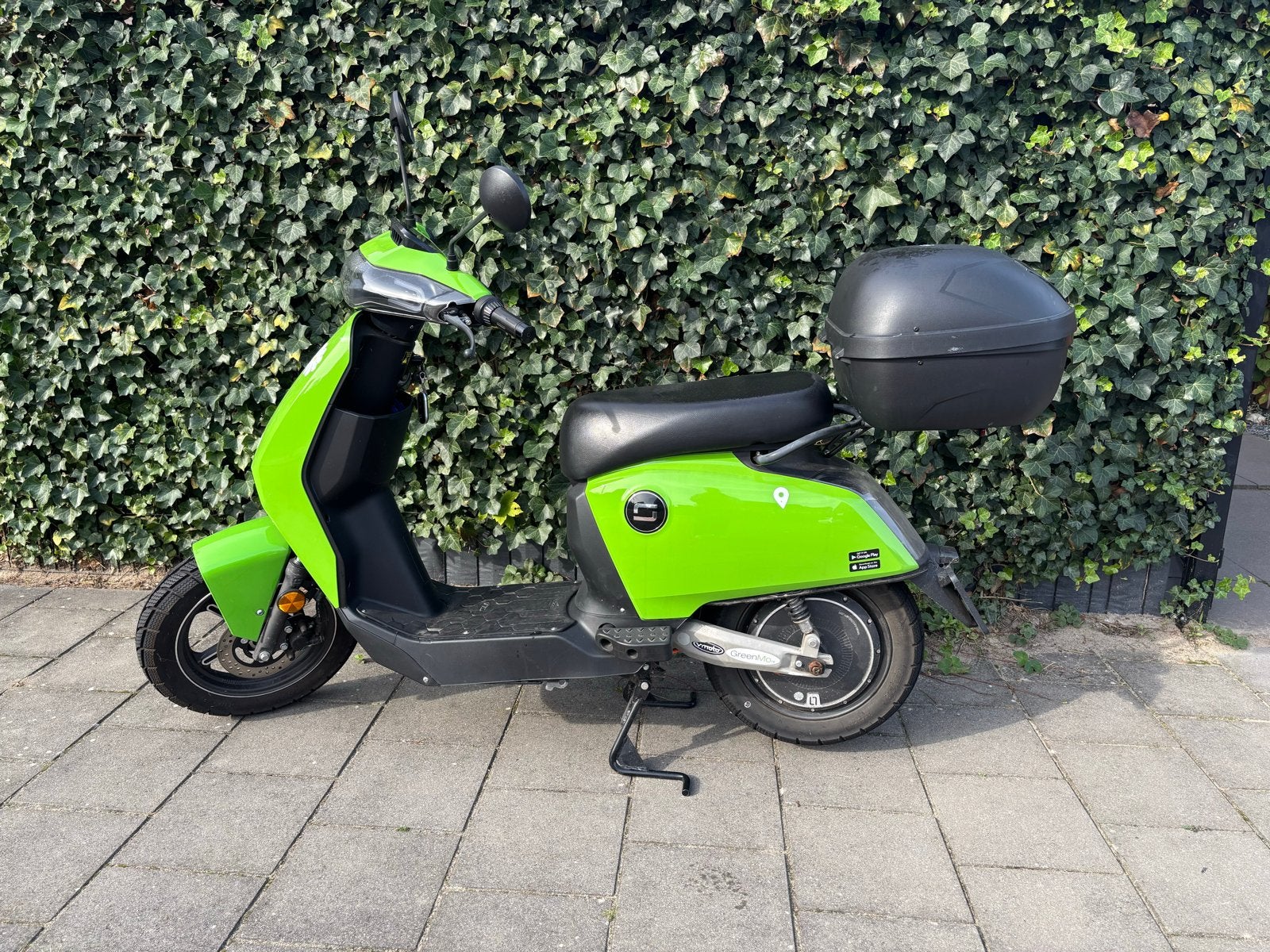 Groene Super Soco CUX elektrische scooter met topkoffer, Fietsen en Brommers, Ophalen, Zo goed als nieuw, Maximaal 45 km/u