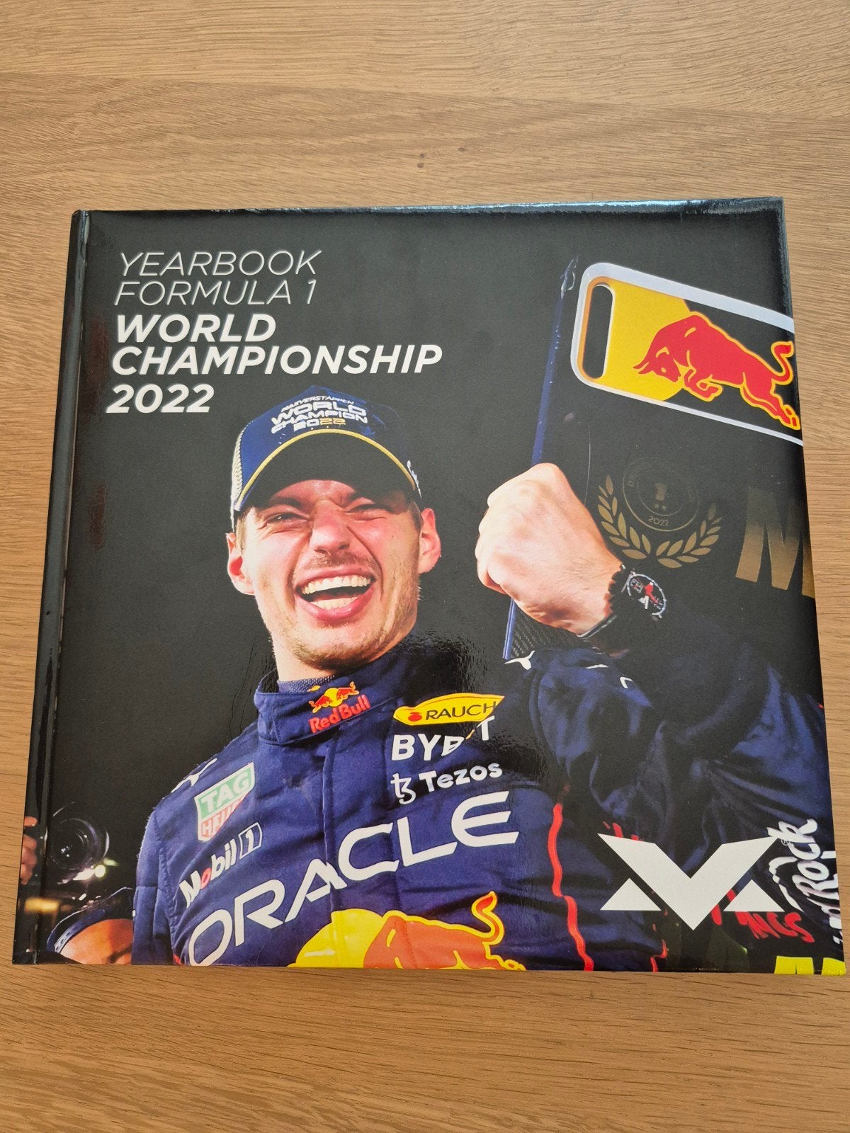 Max Verstappen Formule 1 Jaarboek 2022, Ophalen of Verzenden, Zo goed als nieuw, Max Verstappen, Overige sporten