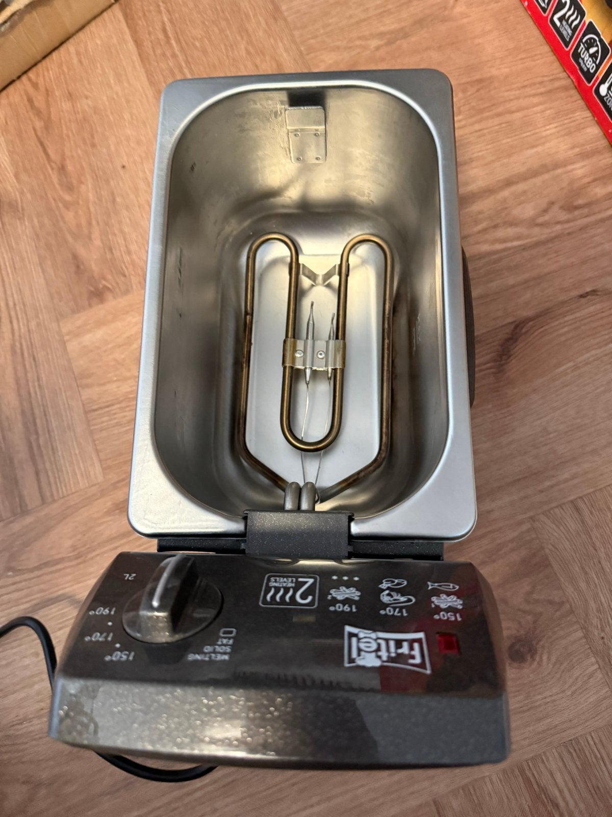 Fritel Turbo SF 4050 Friteuse - Zo goed als nieuw, 2 tot 3 liter, Ophalen of Verzenden, Zo goed als nieuw, Uitneembare binnenpan