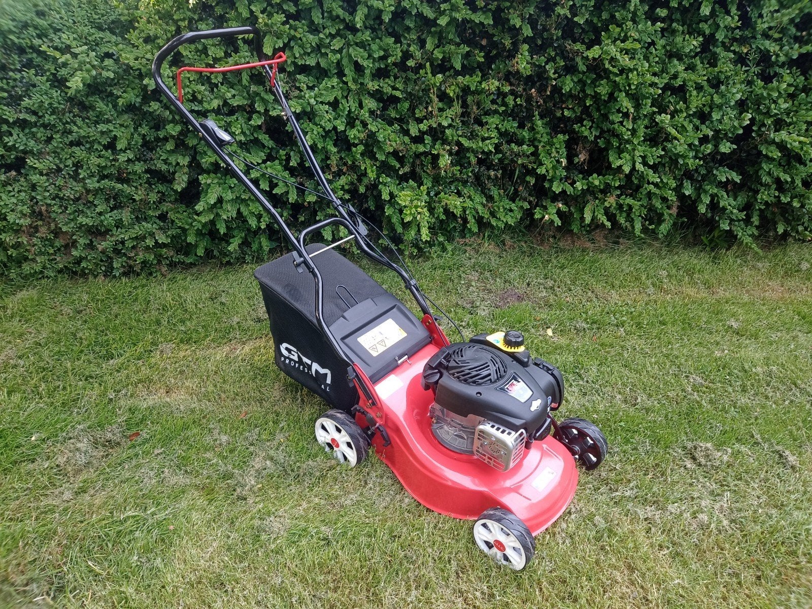 GTM 400 PC Grasmaaier met krachtige Briggs & Stratton motor, Ophalen, Nieuw, Benzine-grasmaaier, Opvangbak