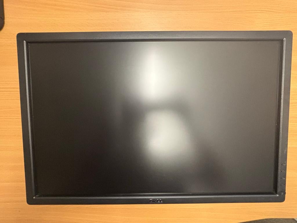 Dell 24” Beeldscherm / Monitor met NewStar monitorarm, Ophalen, Gebruikt, In hoogte verstelbaar, Full HD