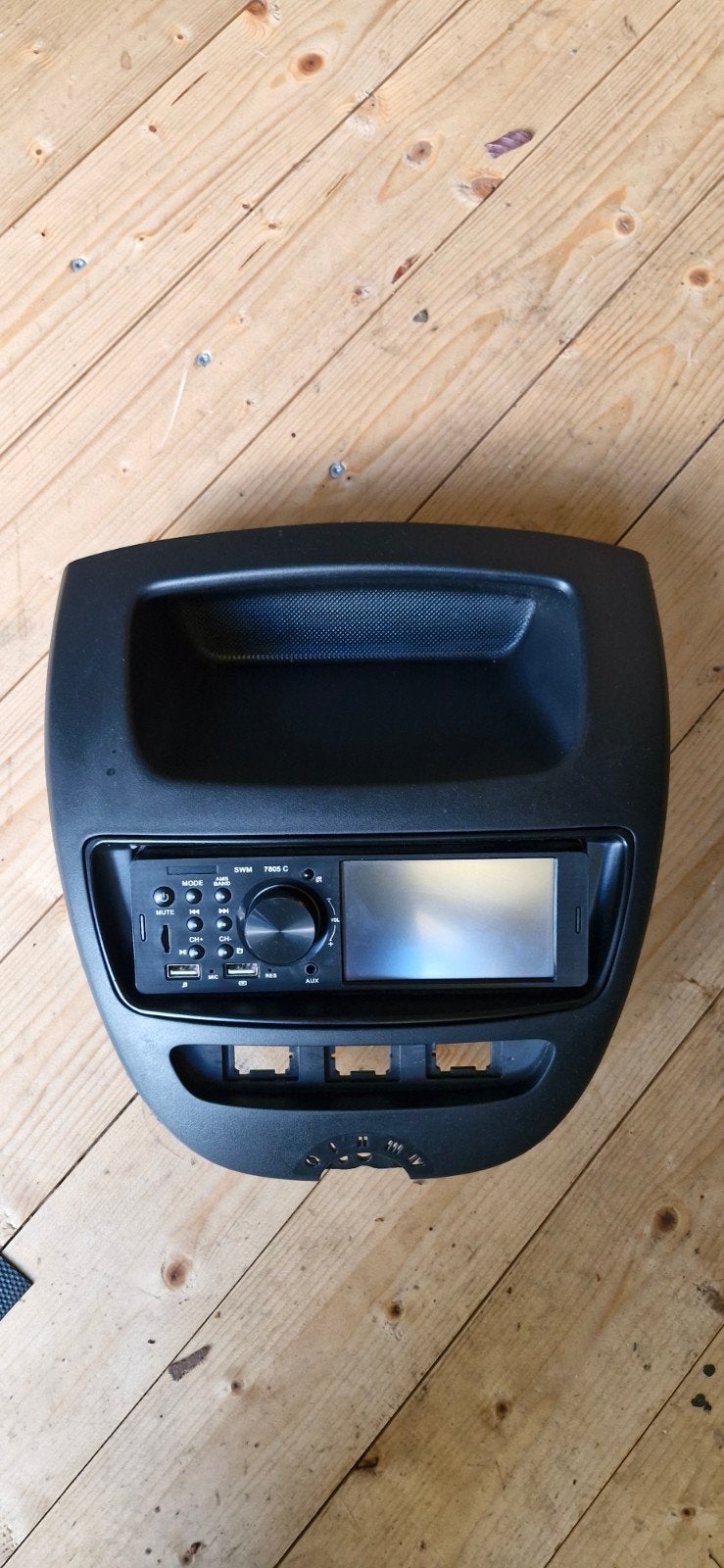 Radio console aygo uit 2011., Verzenden