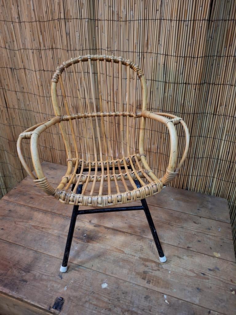 Leuk rotan kinder stoeltje, Ophalen