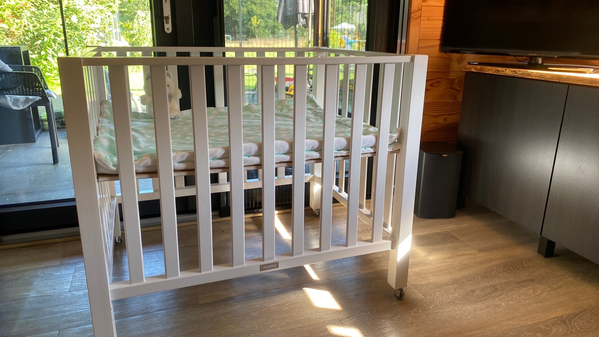 Bopita box, Kinderen en Baby's, Boxen, Ophalen, Zo goed als nieuw, Wieltjes