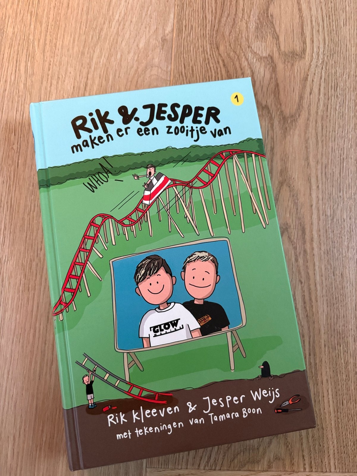 Rik & Jesper maken er een zooitje van - Graphic Novel, Boeken, Ophalen of Verzenden, Nieuw, Fictie algemeen