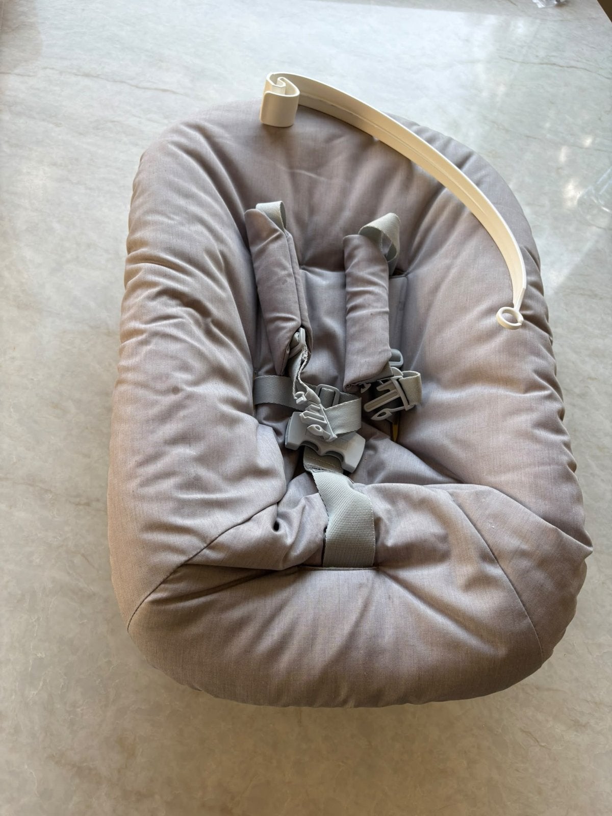 Stokke tripp trap new born set kinderstoelgrijs, Ophalen, Zo goed als nieuw, Meegroeistoel