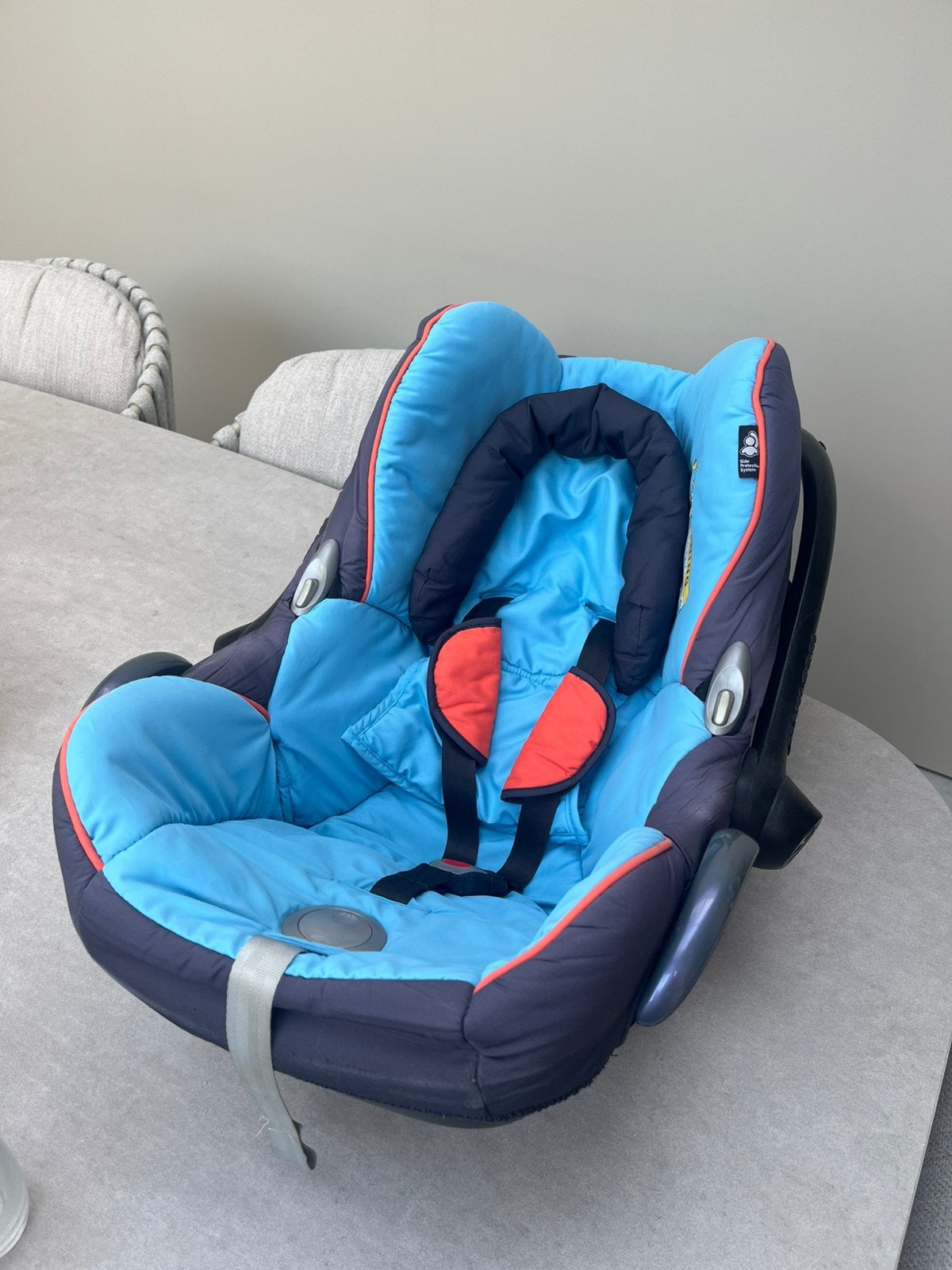 Foto 2 van Maxi Cosi met voetenzak