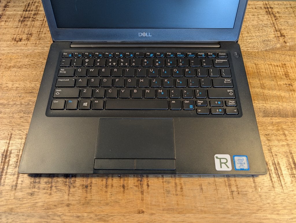Nette snelle Dell laptop met 8th Gen Core i5 en Windows 11, Computers en Software, Windows Laptops, 256 GB, 2 tot 3 Ghz, Info@dell.com