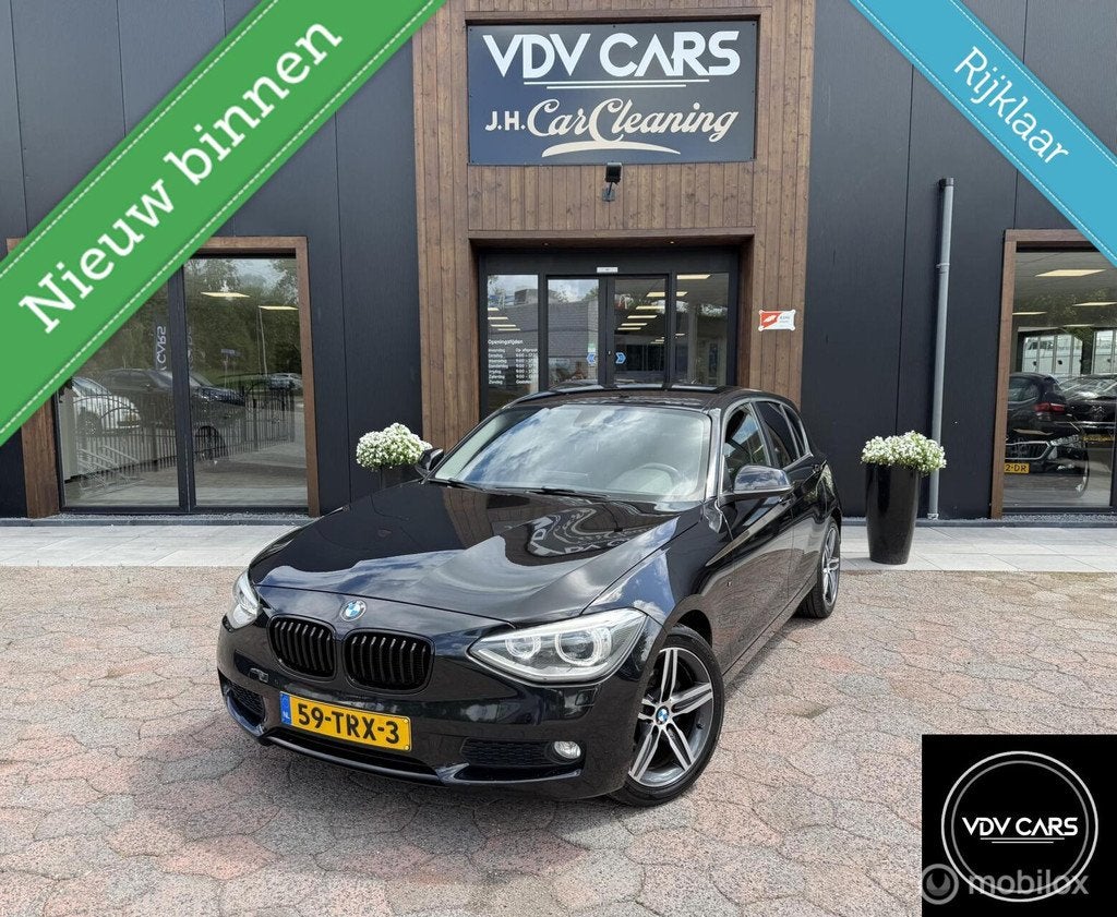 BMW 1-serie 118d Business+ | Clima | Cruise | LED | Facelift, Auto's, BMW, Euro 5, Origineel Nederlands, 140 €/maand, Automatische klimaatregeling