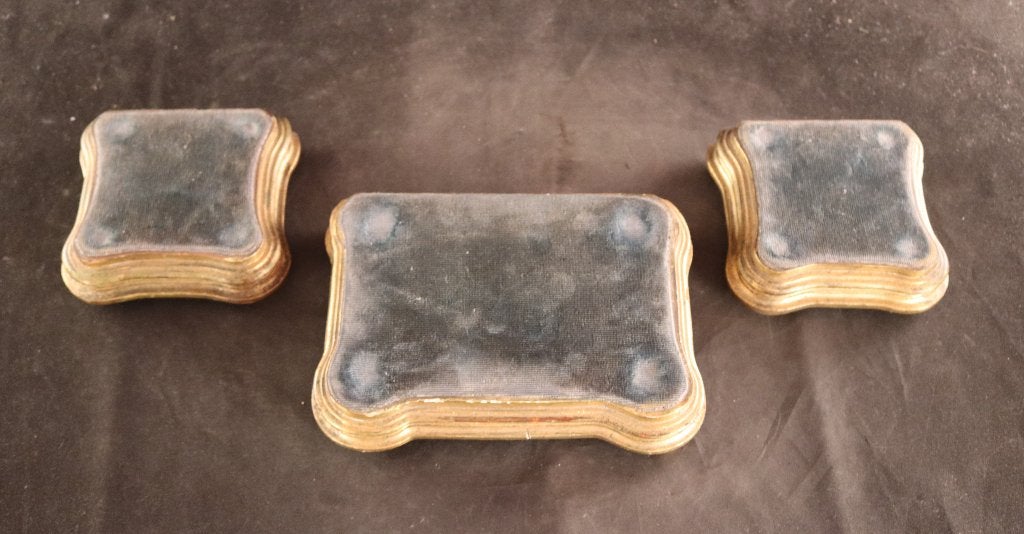 Drie antieke houten sokkels, Ophalen of Verzenden