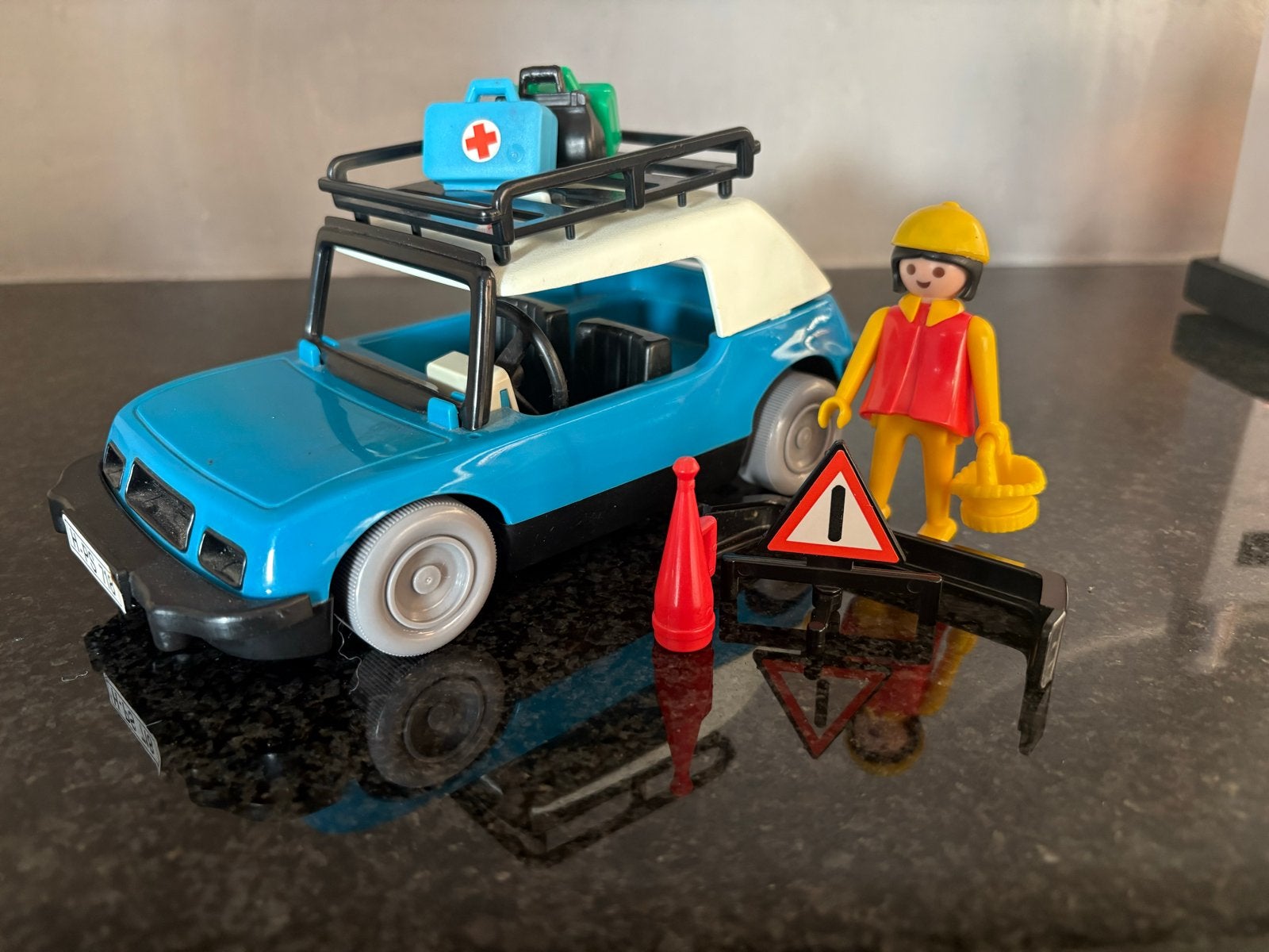 Playmobil vintage auto met vrouw en accessoires 3210, Gebruikt, Complete set, Ophalen of Verzenden, Figuren