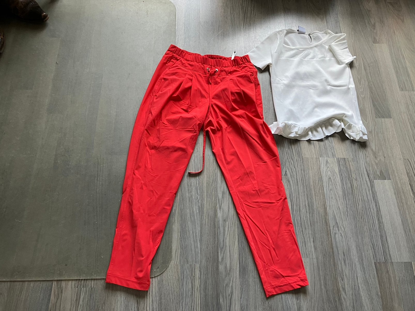 Super mooi merk setje van Studio Annloes maat M super koopje, Kleding | Dames, Jasjes, Kostuums en Pakken, Ophalen of Verzenden