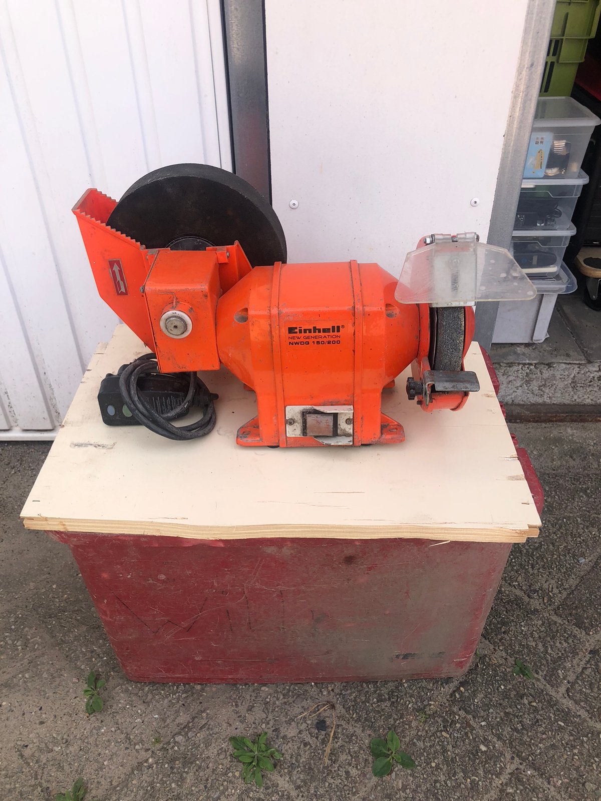 Slijpmachine, Ophalen, Zo goed als nieuw, Minder dan 700 watt, Werkbankslijpmachine