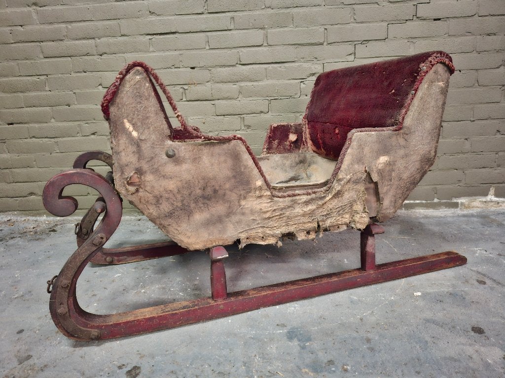 Antieke houten arrenslee met leder, Ophalen