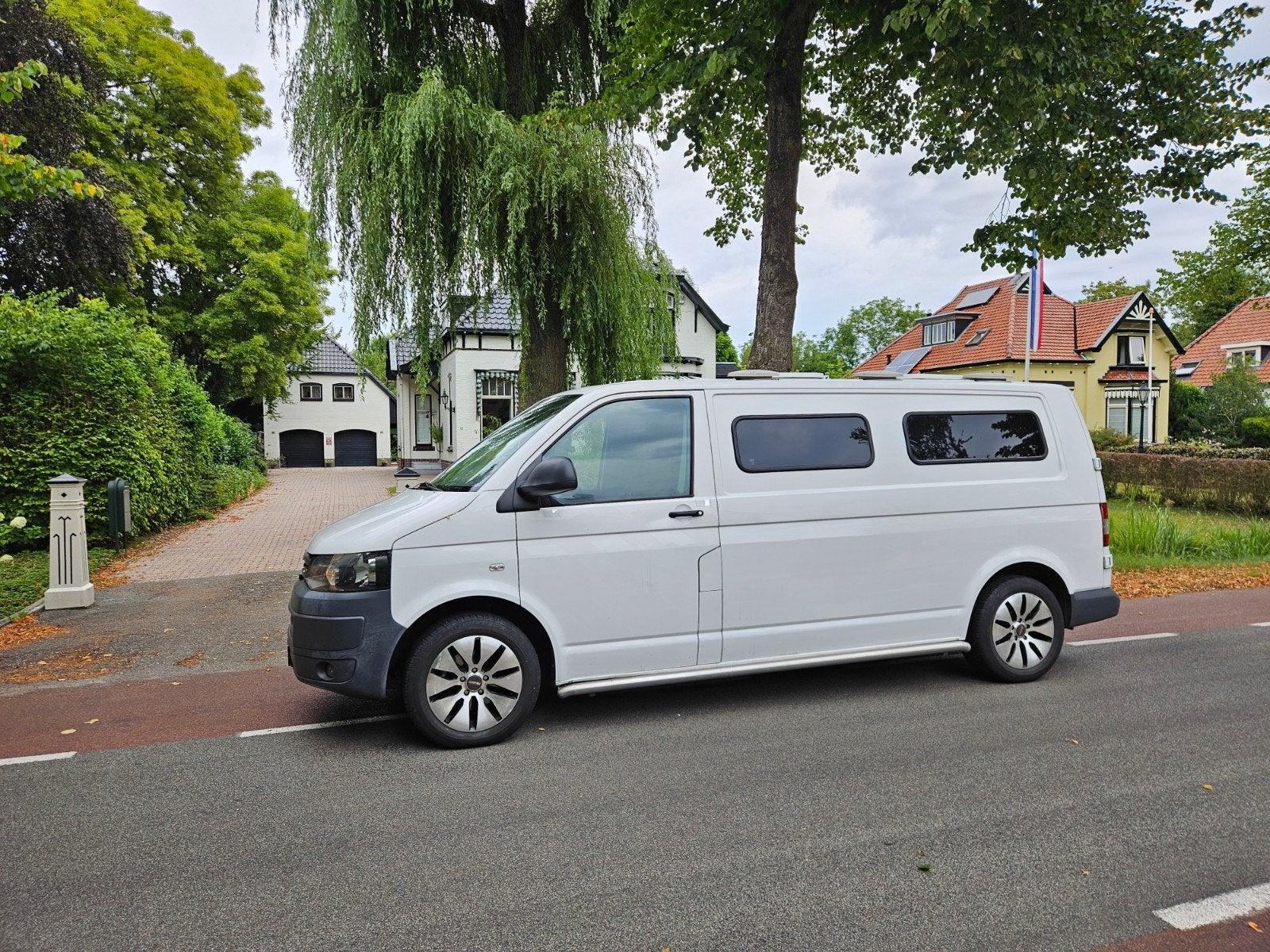 Volkswagen Transporter 2.0 L2 H1 EX DEFENSIE BUS . BTW VRIJ, Auto's, Volkswagen, Wit, Diesel, Particulier