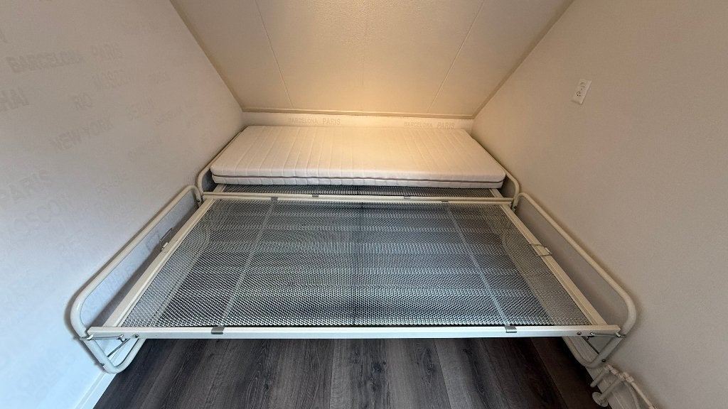 Logeerbed / bed met onderschuifbed, Huis en Inrichting, Slaapkamer | Bedden, Ophalen, 90 cm, Wit, Tweepersoons
