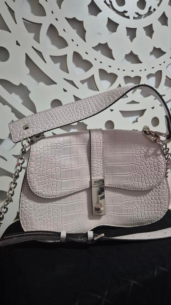 Guess tas wit met croco print en zilveren kettingband, Ophalen, Gebruikt, Wit, Schoudertasje