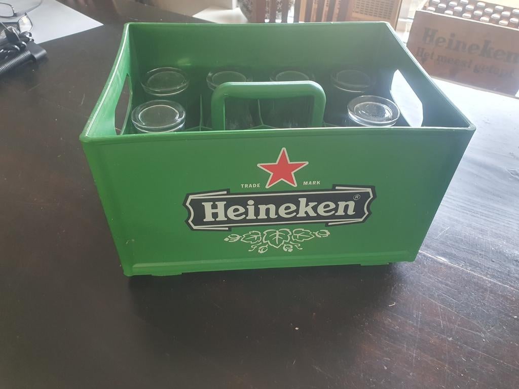 Bierkrat met glazen, Ophalen of Verzenden, Glas of Glazen, Heineken