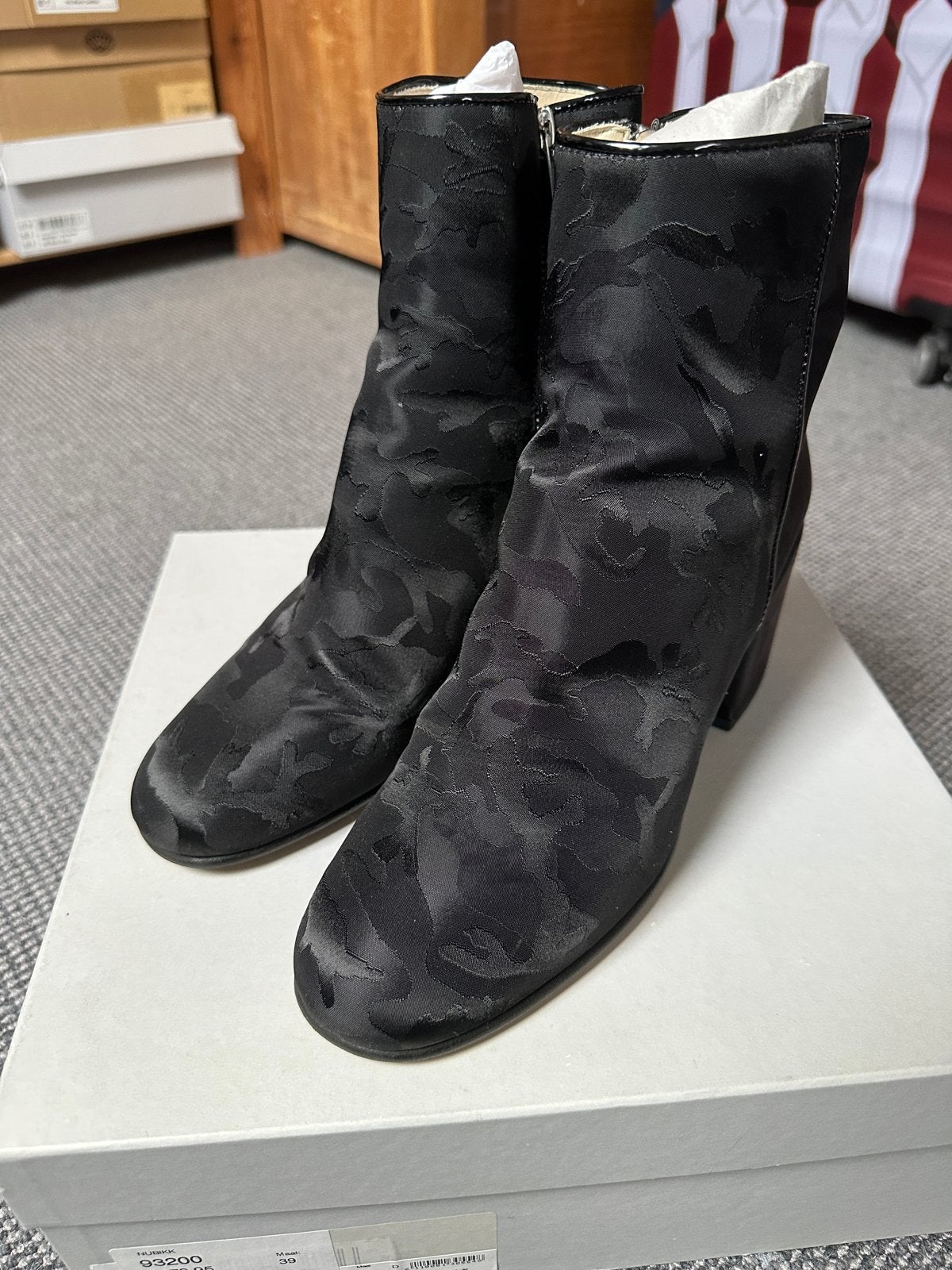 Nubikk enkellaarsjes zwart camouflage maat 39, Zwart, Lage of Enkellaarzen, Ophalen of Verzenden, Gedragen