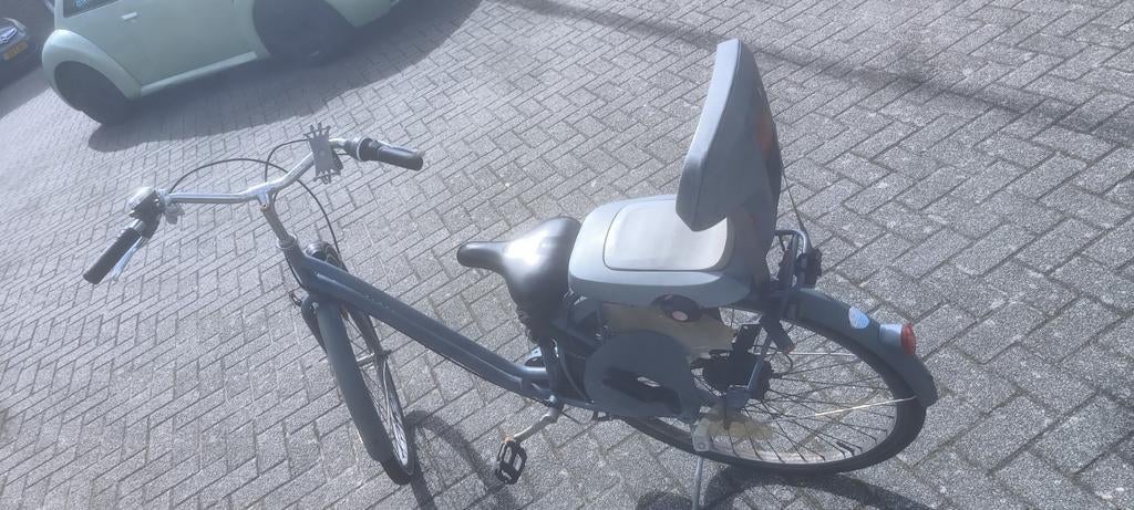 S Deb, Fietsen en Brommers, Ophalen, 1 kind