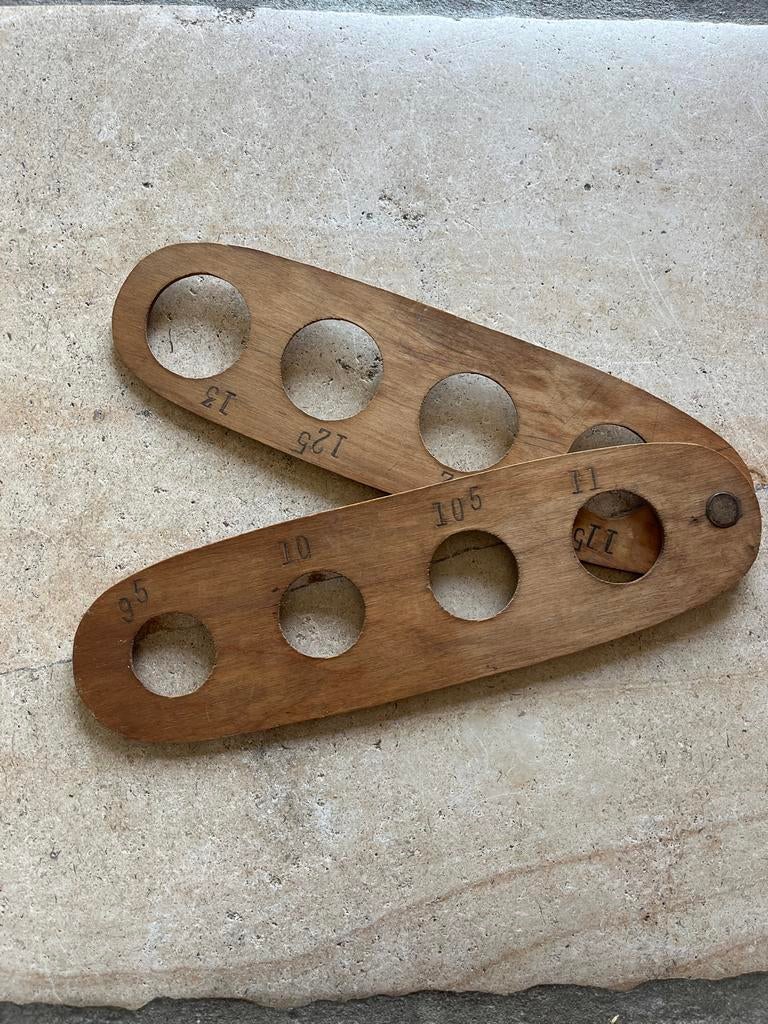 Vintage houten ringenmaat of vingermaat, Antiek en Kunst, Antiek | Gereedschap en Instrumenten, Ophalen of Verzenden