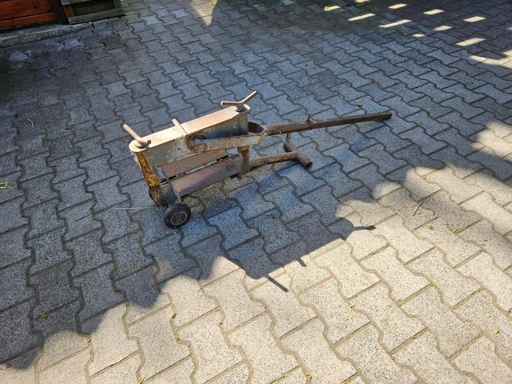 Stenen knipper  te  huur, Ophalen of Verzenden, Beton, Klinkers