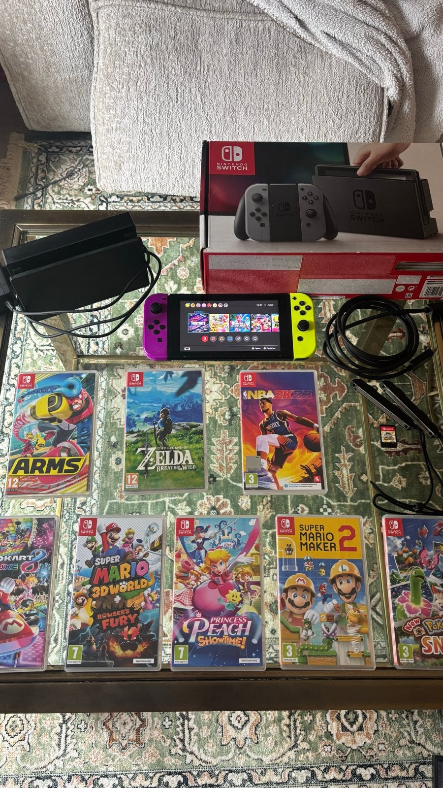 Nintendo Switch met 9 games en accessoires, Switch 2019 Upgrade, Met 2 controllers, Ophalen of Verzenden, Gebruikt