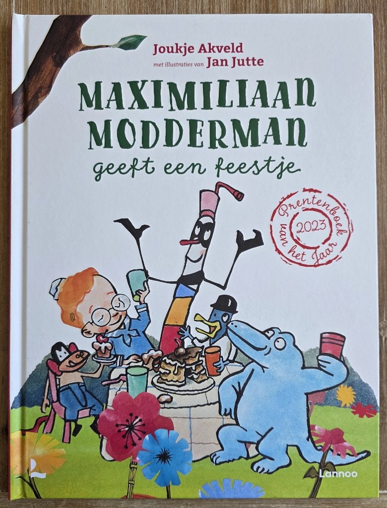 Maximiliaan Modderman geeft een feestje - Joukje Akveld, Fictie algemeen, Ophalen of Verzenden, Zo goed als nieuw, Voorleesboek