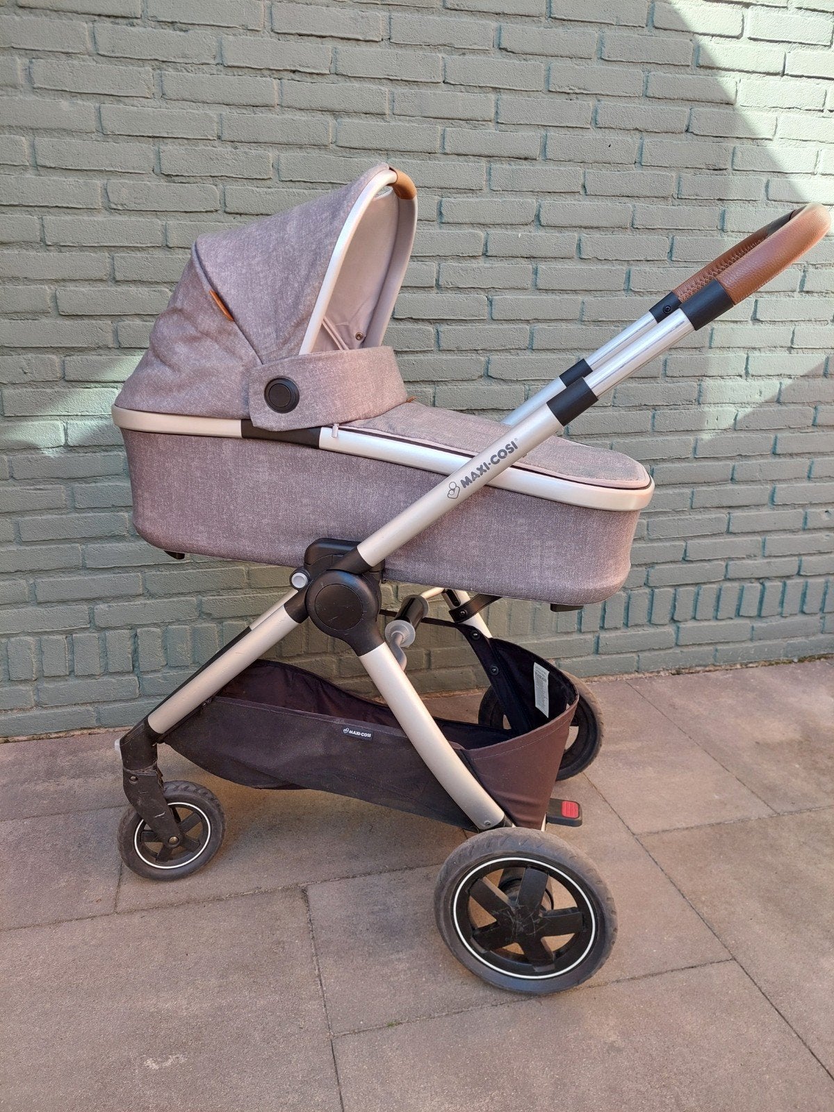 Maxi-Cosi Adorra Luxe Combiwagen met Reiswieg, Ophalen, Zo goed als nieuw, Combiwagen, Verstelbare duwstang