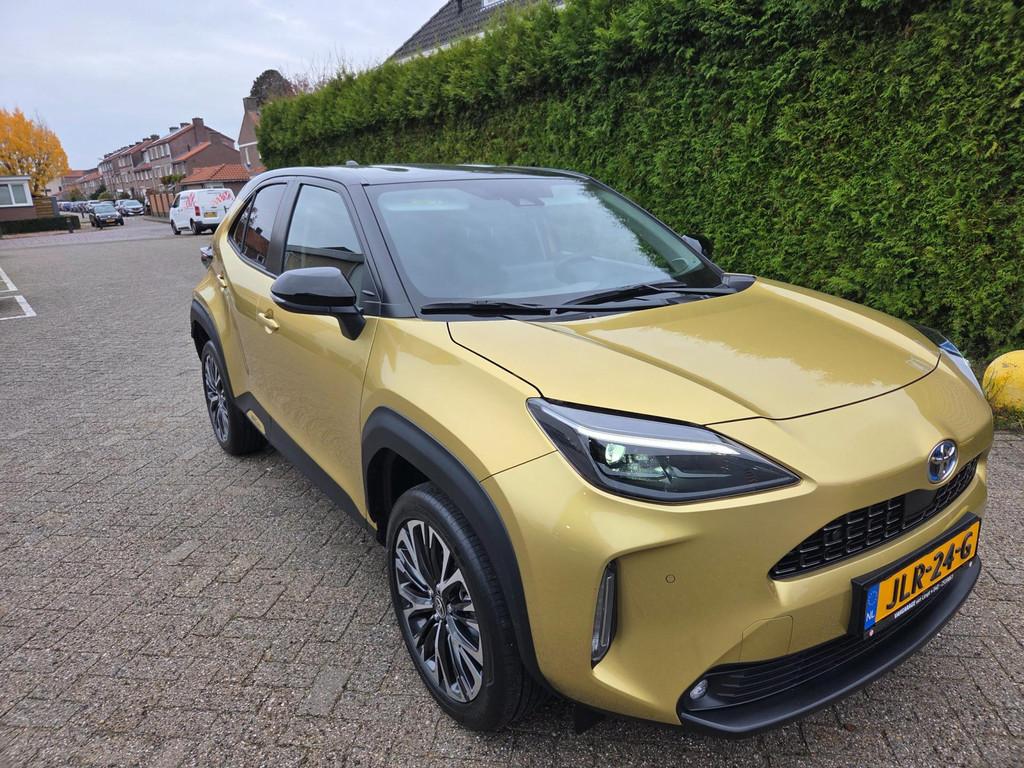 Toyota Yaris Cross 1.5 Hybrid Executive | Navigatie | 18"LM-, Auto's, Toyota, 12 maanden, Gebruikt, Overige kleuren, Leder en Stof