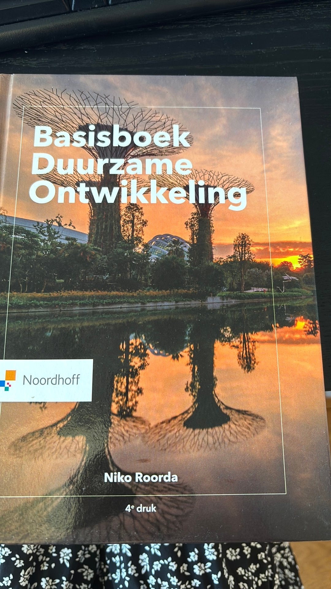 Boek Basisboek Duurzaam Ontwikkeling, Ophalen of Verzenden, Zo goed als nieuw, Overige niveaus