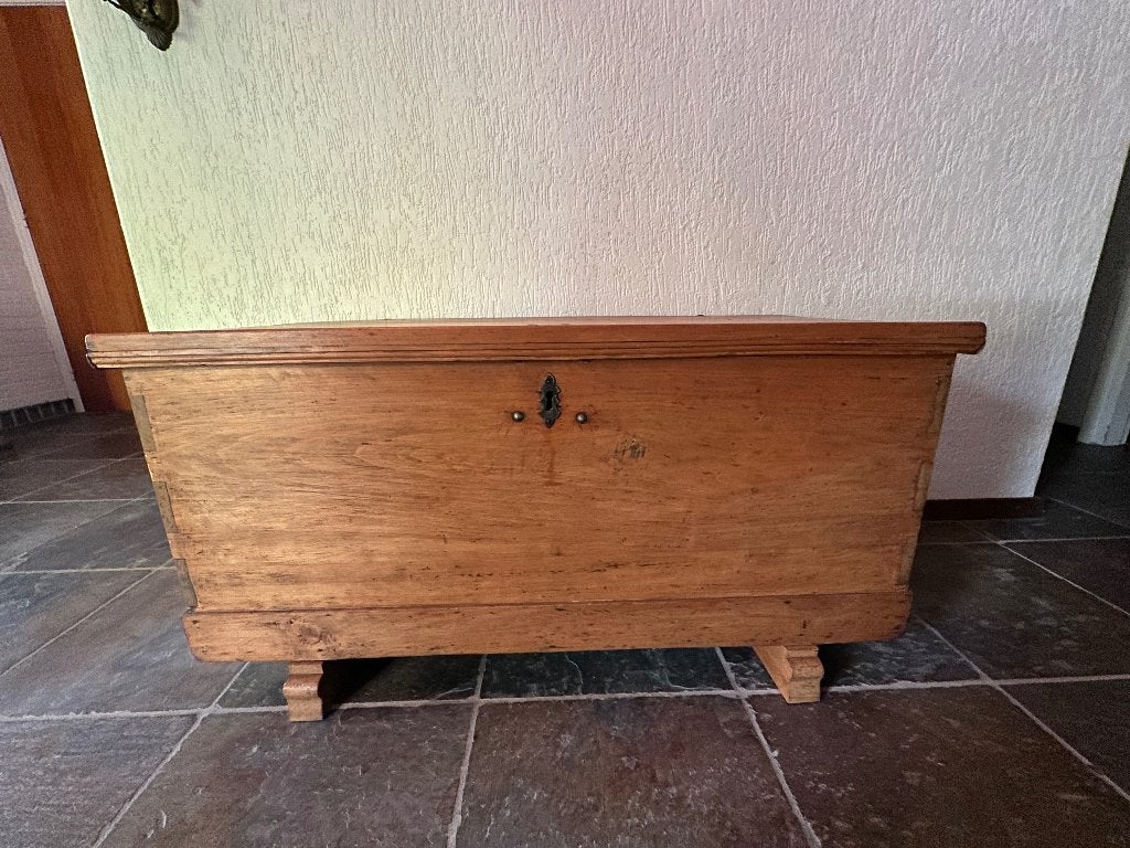 Oude dekenkist, Ophalen
