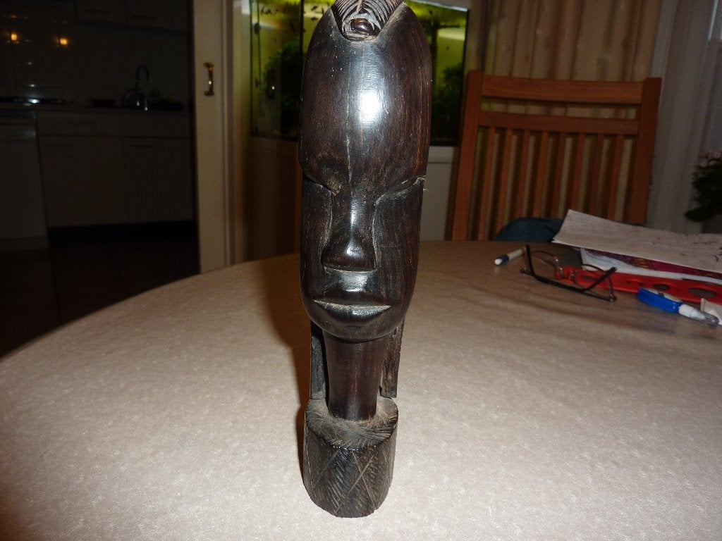oud houten beeld uit afrika, Ophalen of Verzenden, 20 - 50 cm, Beeld, Hout