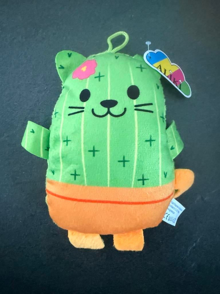 Leuke nieuwe cactus knuffel kat - Aliki, Ophalen of Verzenden, Nieuw