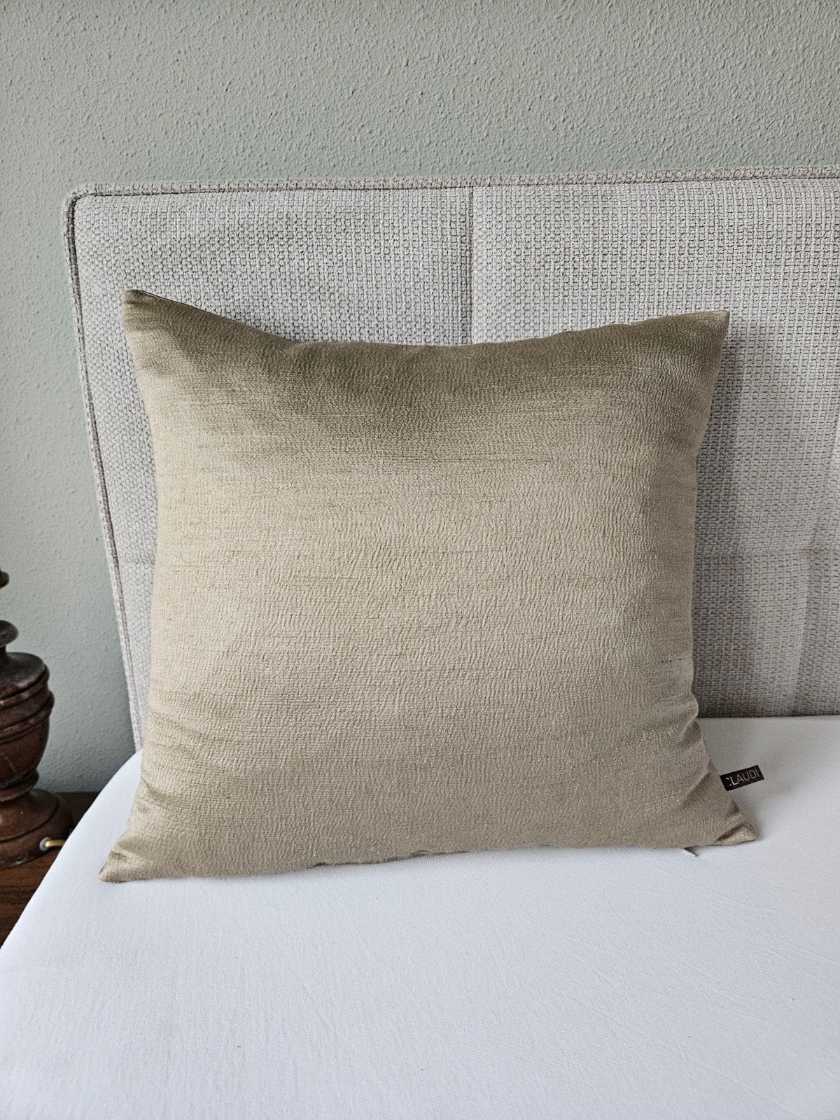 Claudi sierkussen 40 x 40 cm, Gebruikt, Inclusief binnenkussen, Beige, Vierkant