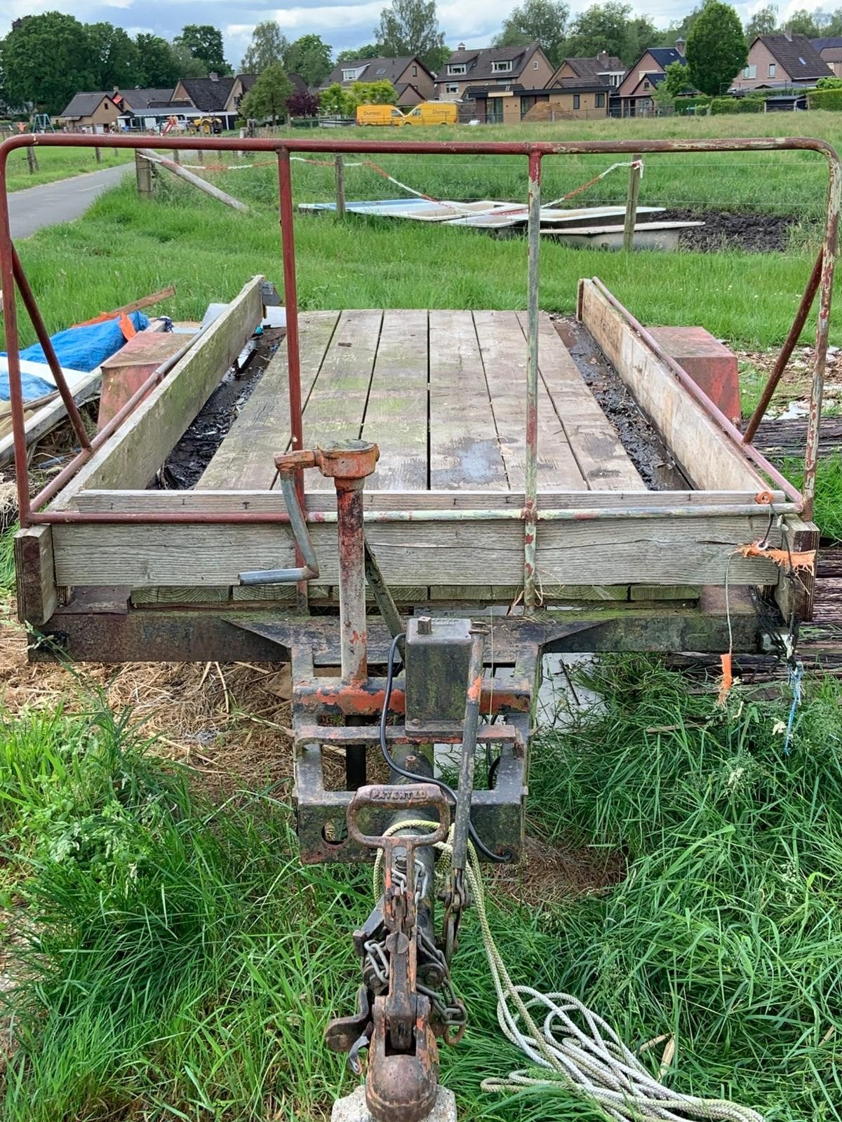 Onderstel van een aanhangwagen, Ophalen, Gebruikt