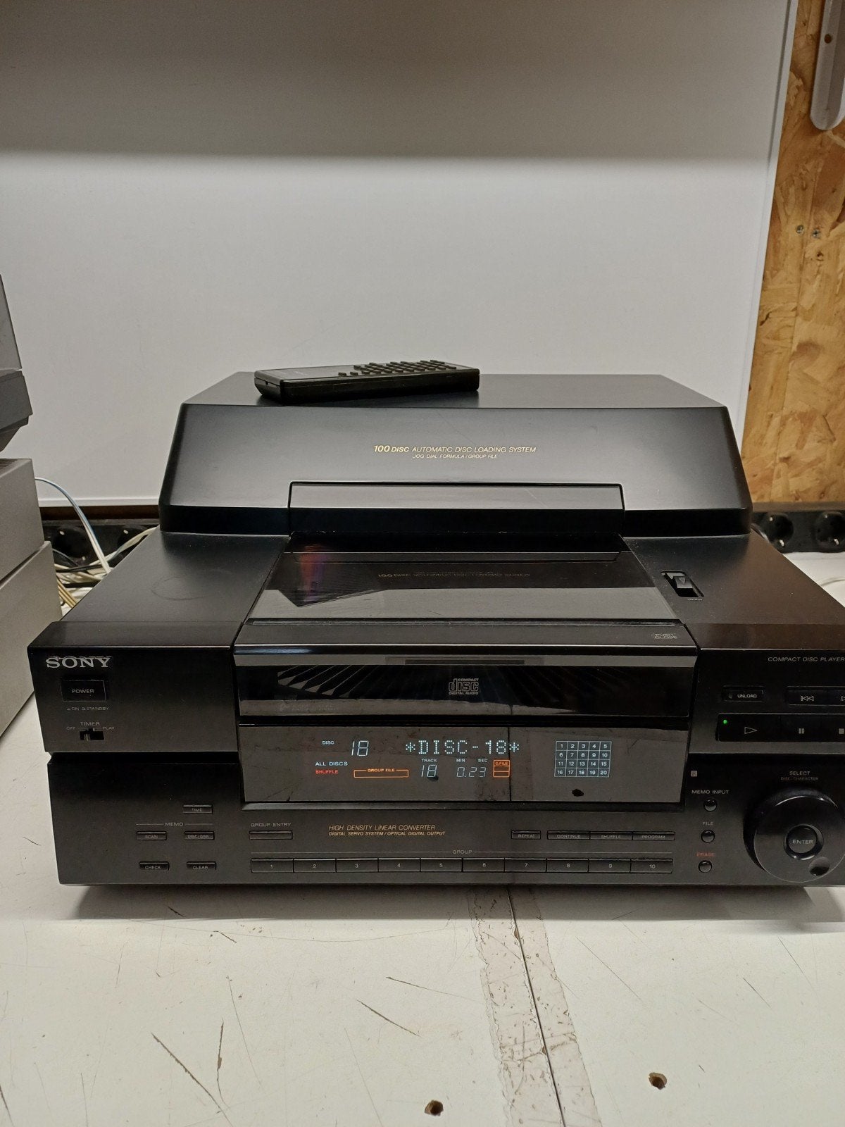 Sony CDP-CX151 100 CD Wisselaar met Afstandsbediening